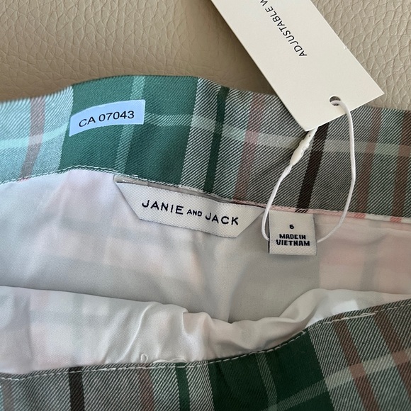 NWT - Janie and Jack Girls’ Pleated Plaid Skirt - Size 6Y - Picture 8 of 9